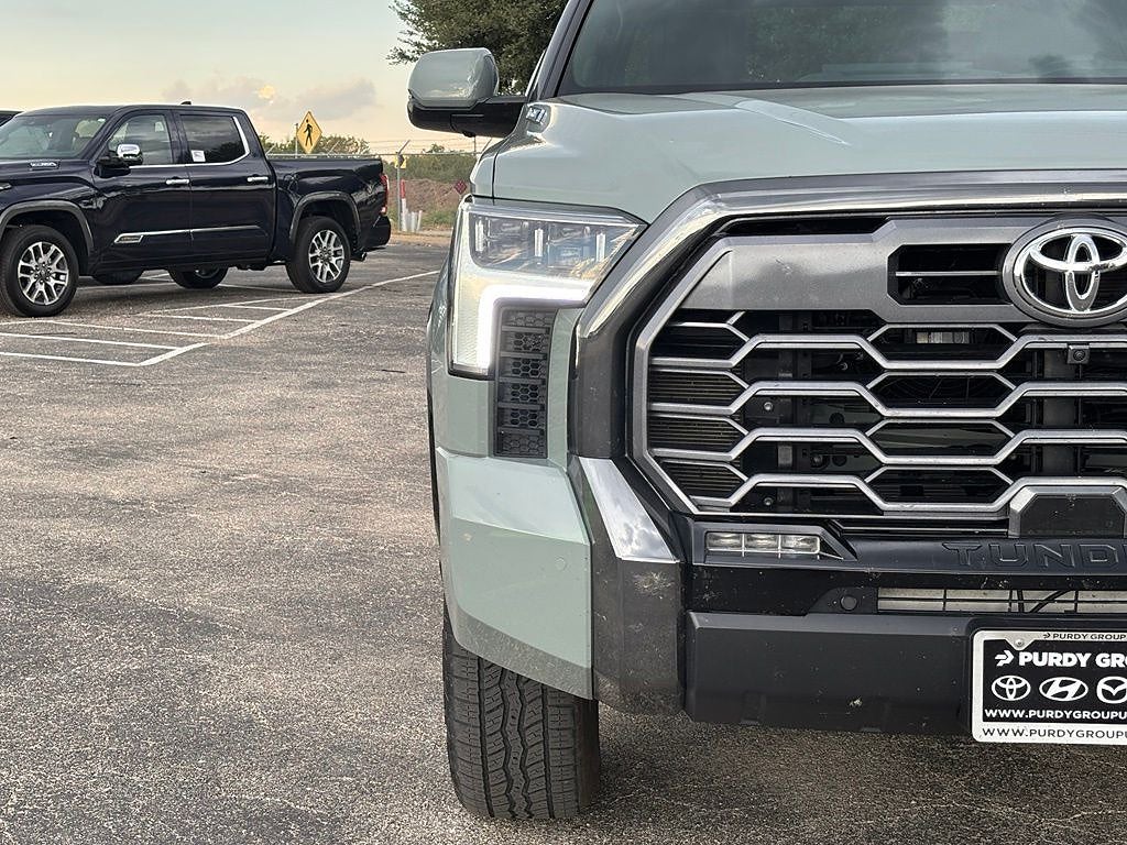 2026 Toyota Tundra 4WD Platinum HV