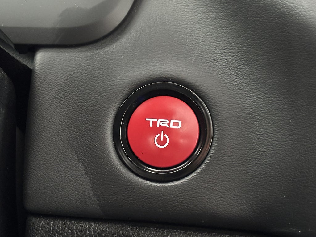 2026 Toyota Tundra 4WD Platinum HV