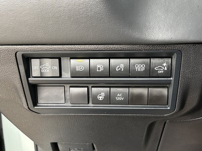 2026 Toyota Tundra 4WD Platinum HV