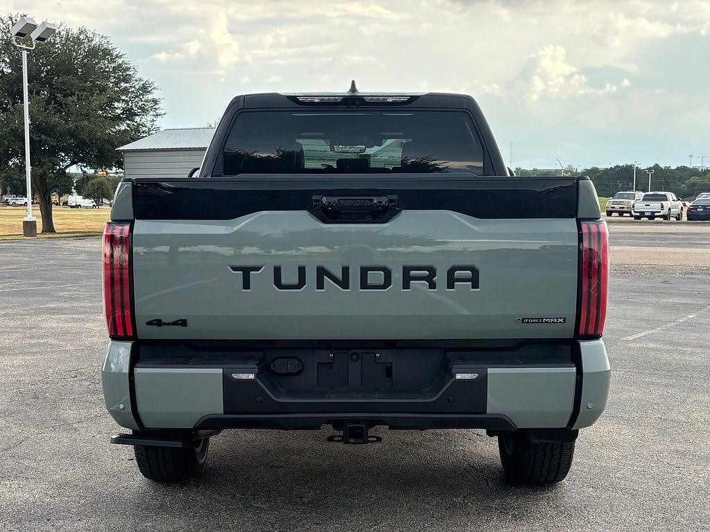 2026 Toyota Tundra 4WD Platinum HV