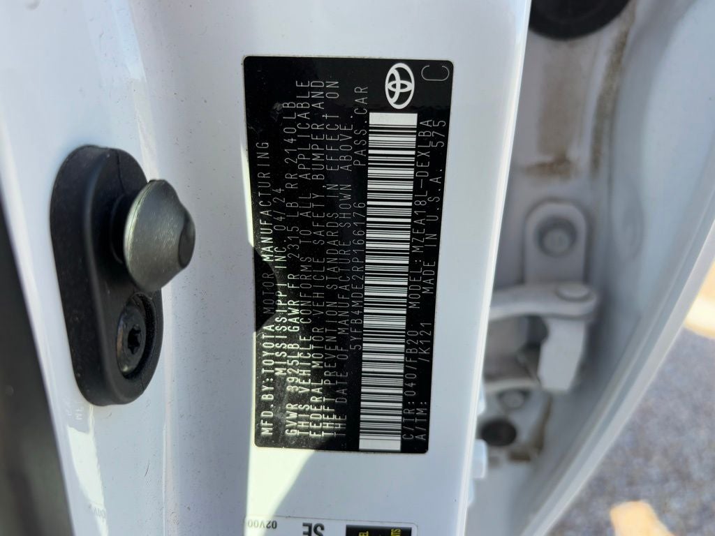 2024 Toyota Corolla LE