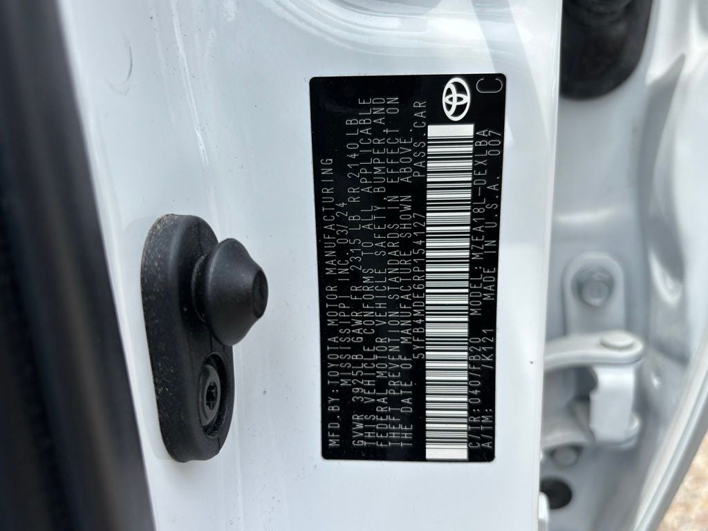 2024 Toyota Corolla LE