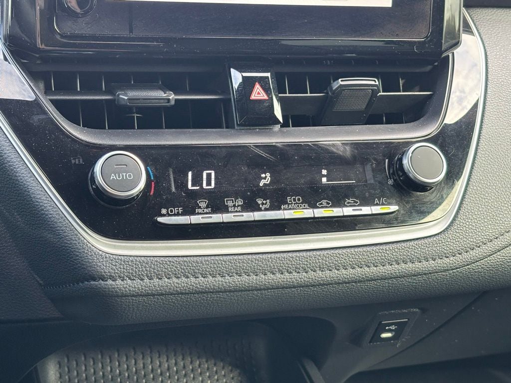 2025 Toyota Corolla SE