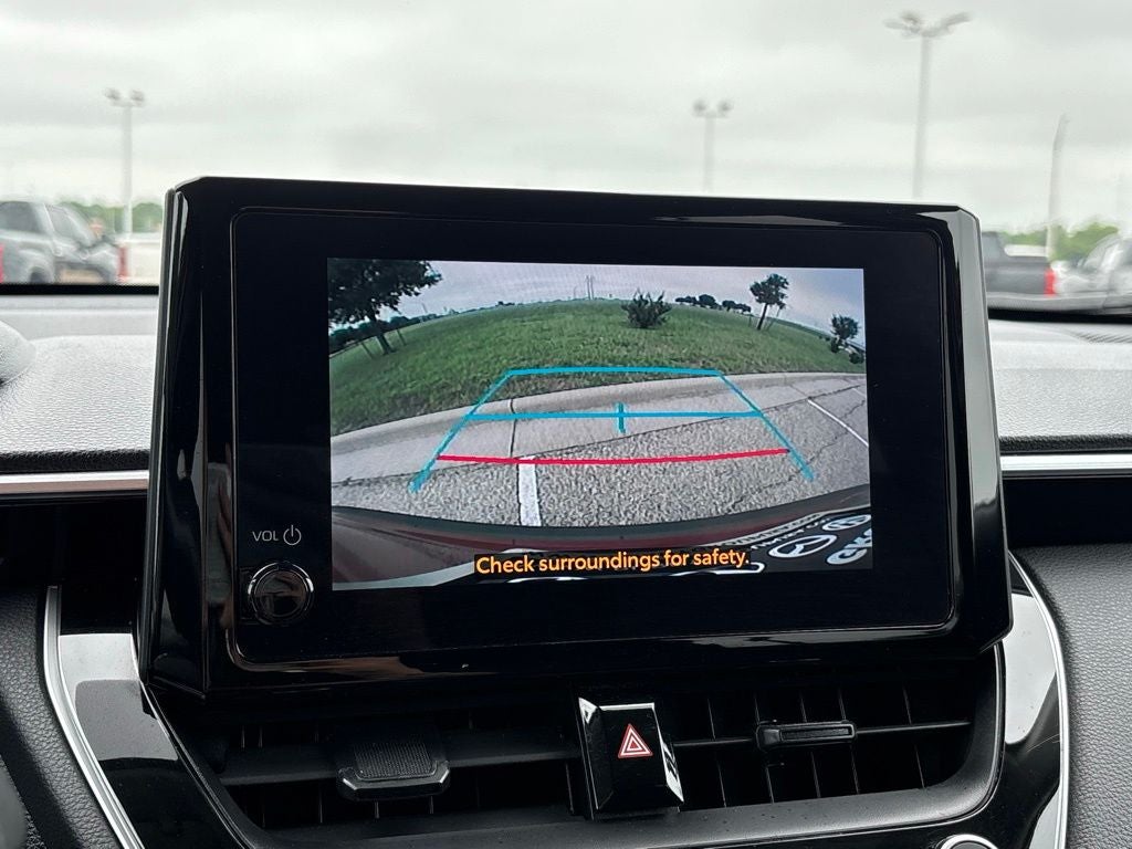 2024 Toyota Corolla Cross LE