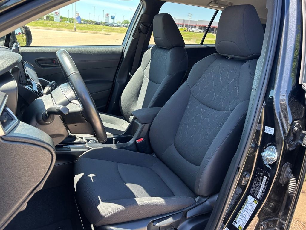 2024 Toyota Corolla Cross LE
