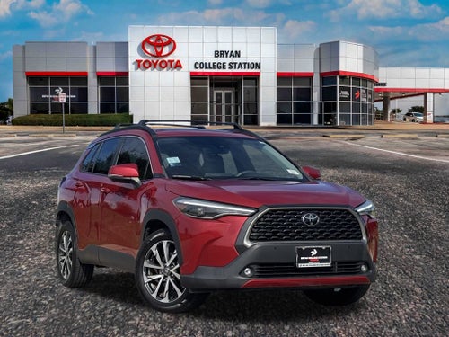 2022 Toyota Corolla Cross XLE