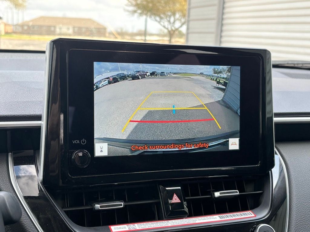 2025 Toyota Corolla Cross XLE