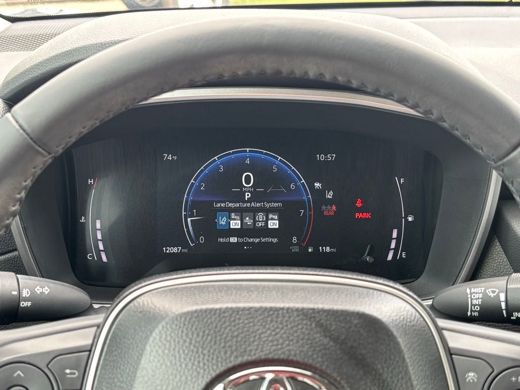 2025 Toyota Corolla Cross XLE