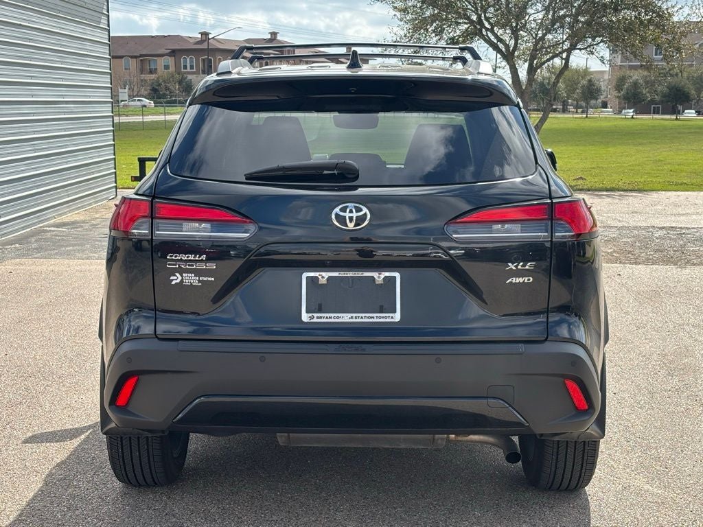 2025 Toyota Corolla Cross XLE