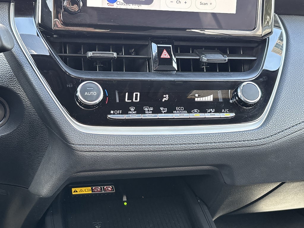 2026 Toyota Corolla Cross SE