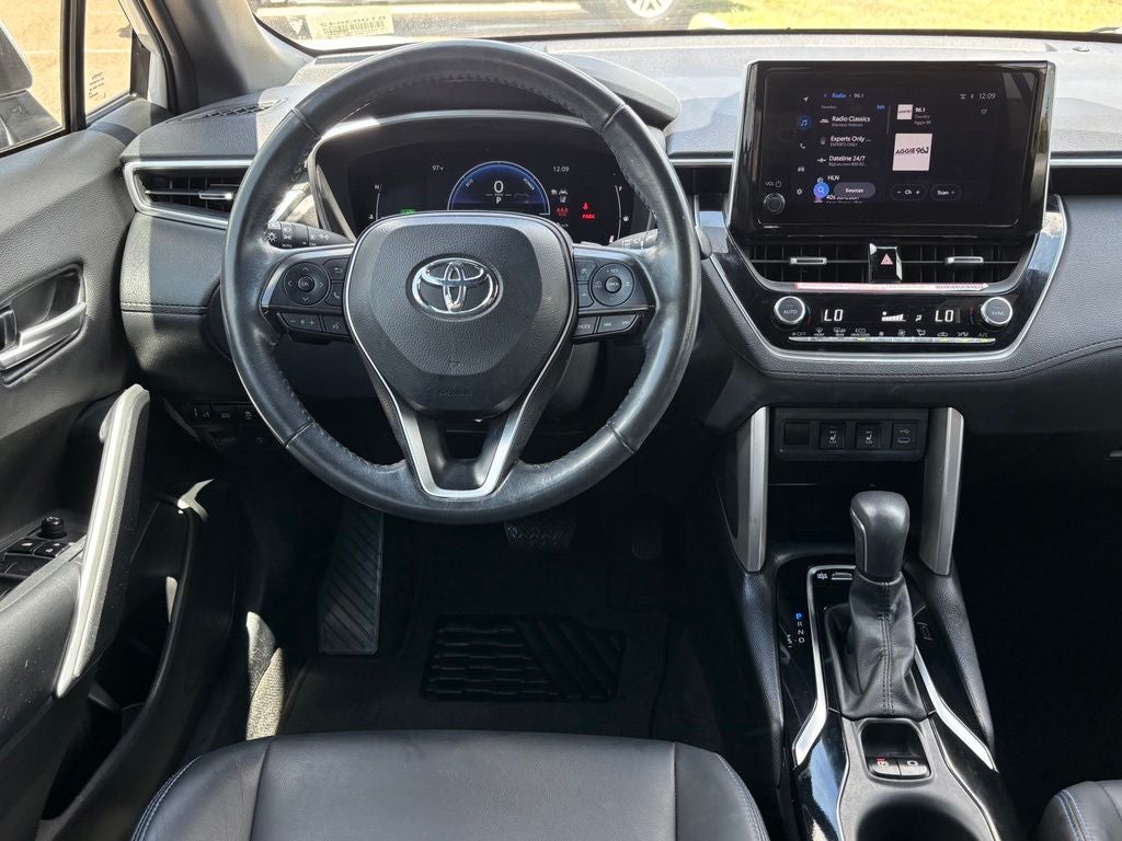 2023 Toyota Corolla Cross Hybrid XSE
