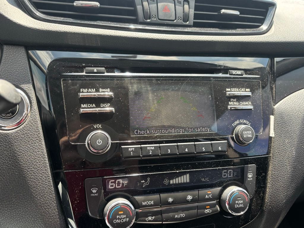 2017 Nissan Rogue Sport SV
