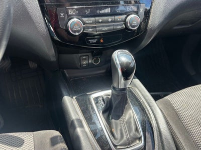 2017 Nissan Rogue Sport SV
