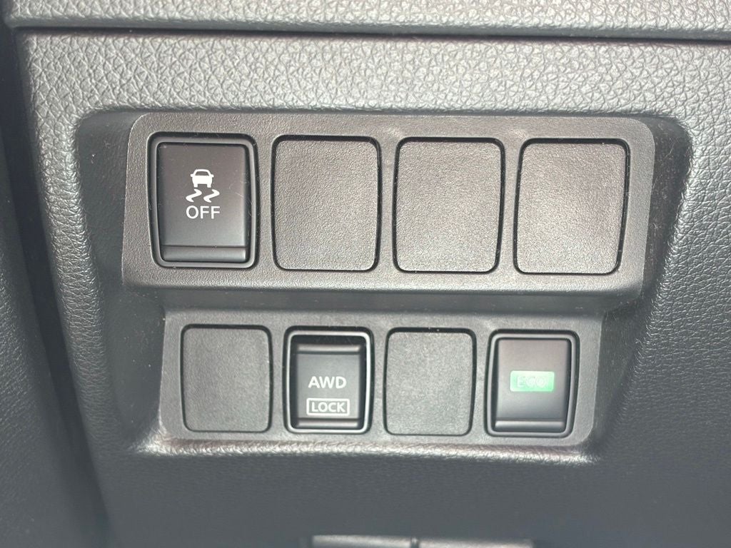 2017 Nissan Rogue Sport SV