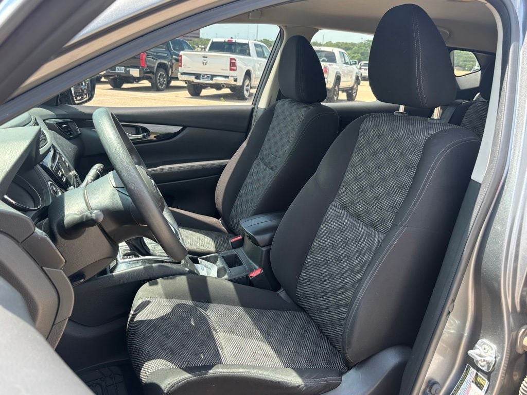 2017 Nissan Rogue Sport SV