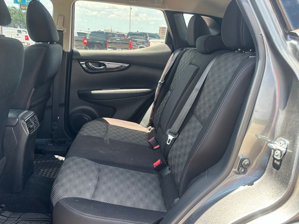 2017 Nissan Rogue Sport SV