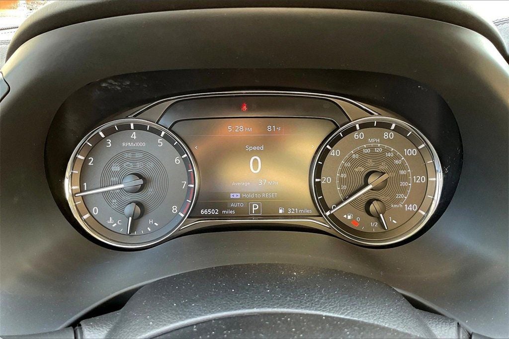 2024 INFINITI QX80 LUXE