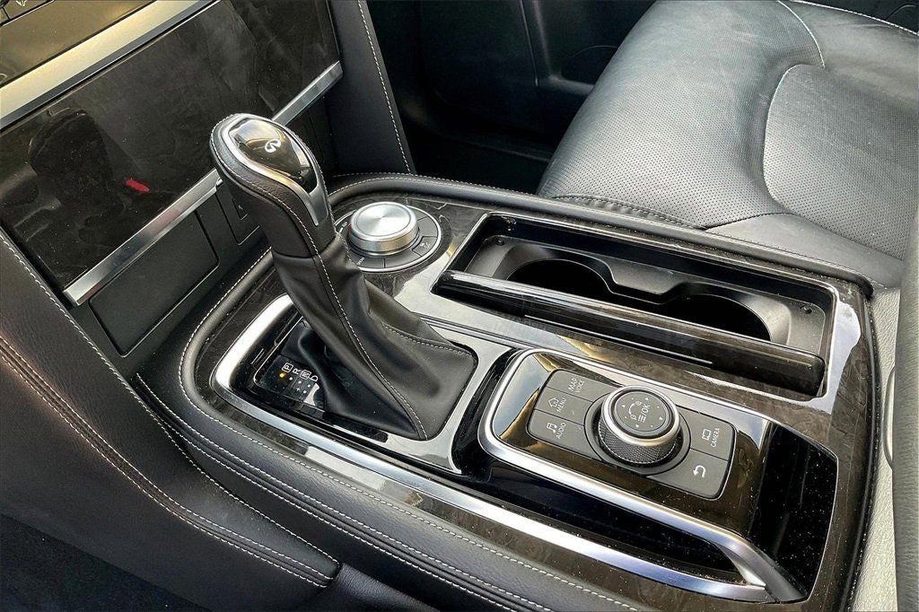 2024 INFINITI QX80 LUXE