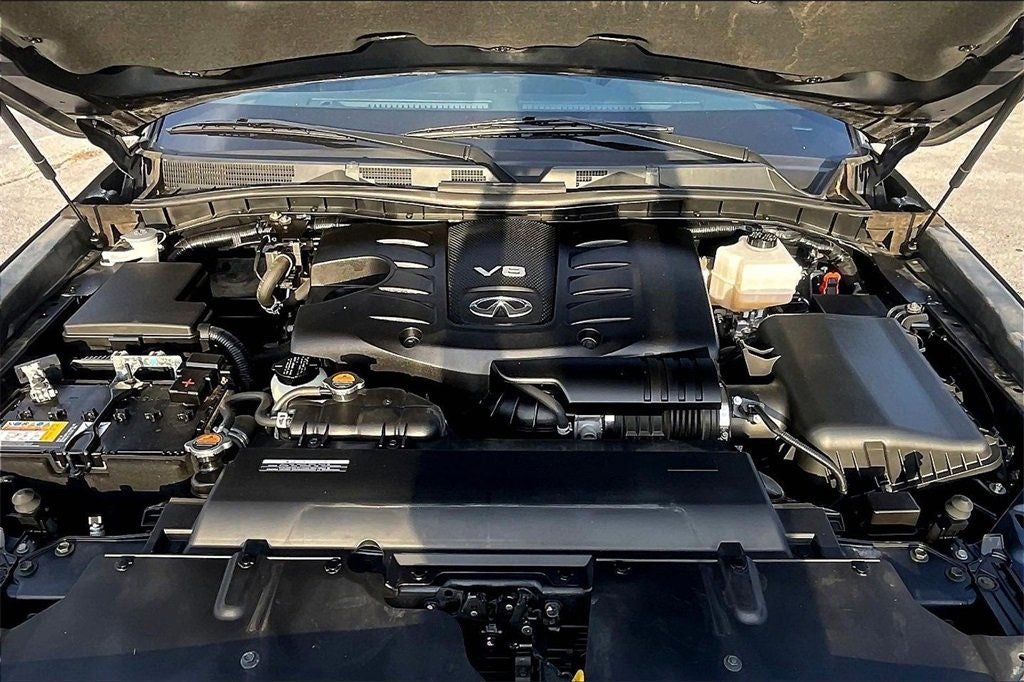 2024 INFINITI QX80 LUXE