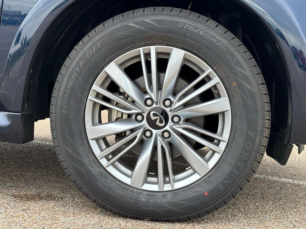 2024 INFINITI QX80 LUXE