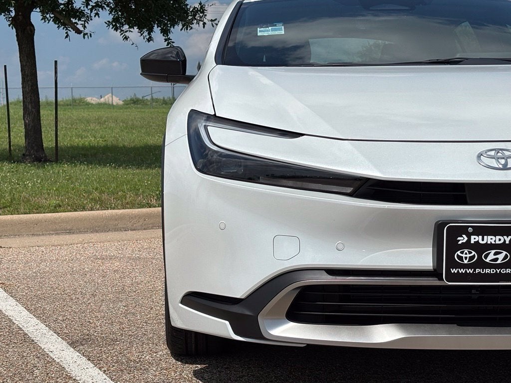 2026 Toyota Prius Plug-In Hybrid SE