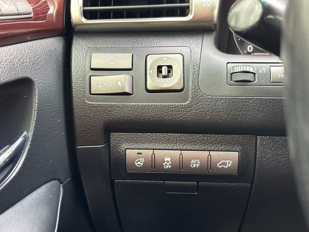 2013 Lexus LX 570