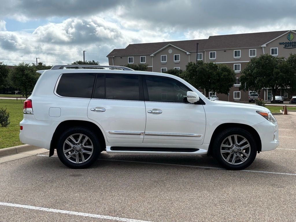 2013 Lexus LX 570