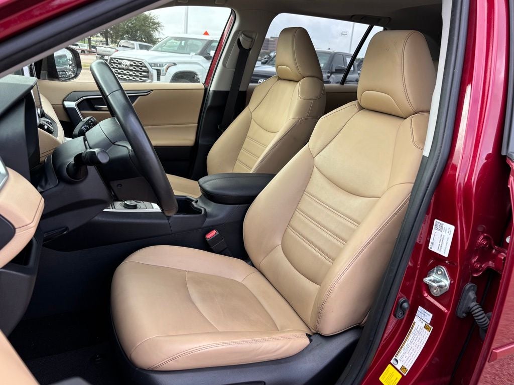 2024 Toyota RAV4 Hybrid XLE Premium