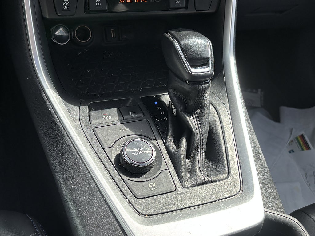 2020 Toyota RAV4 AWD XSE 4dr SUV