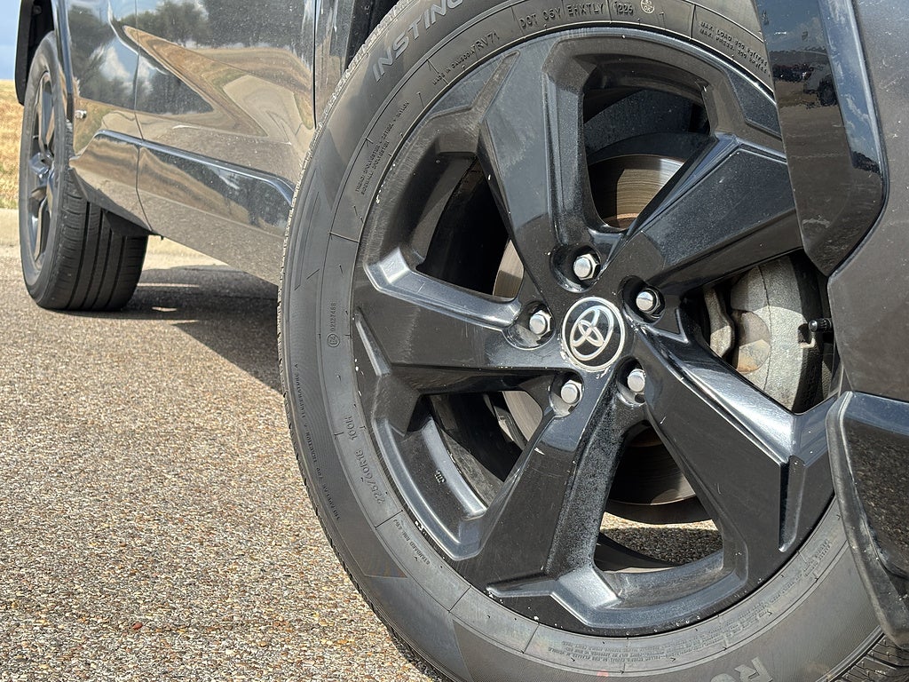 2020 Toyota RAV4 AWD XSE 4dr SUV