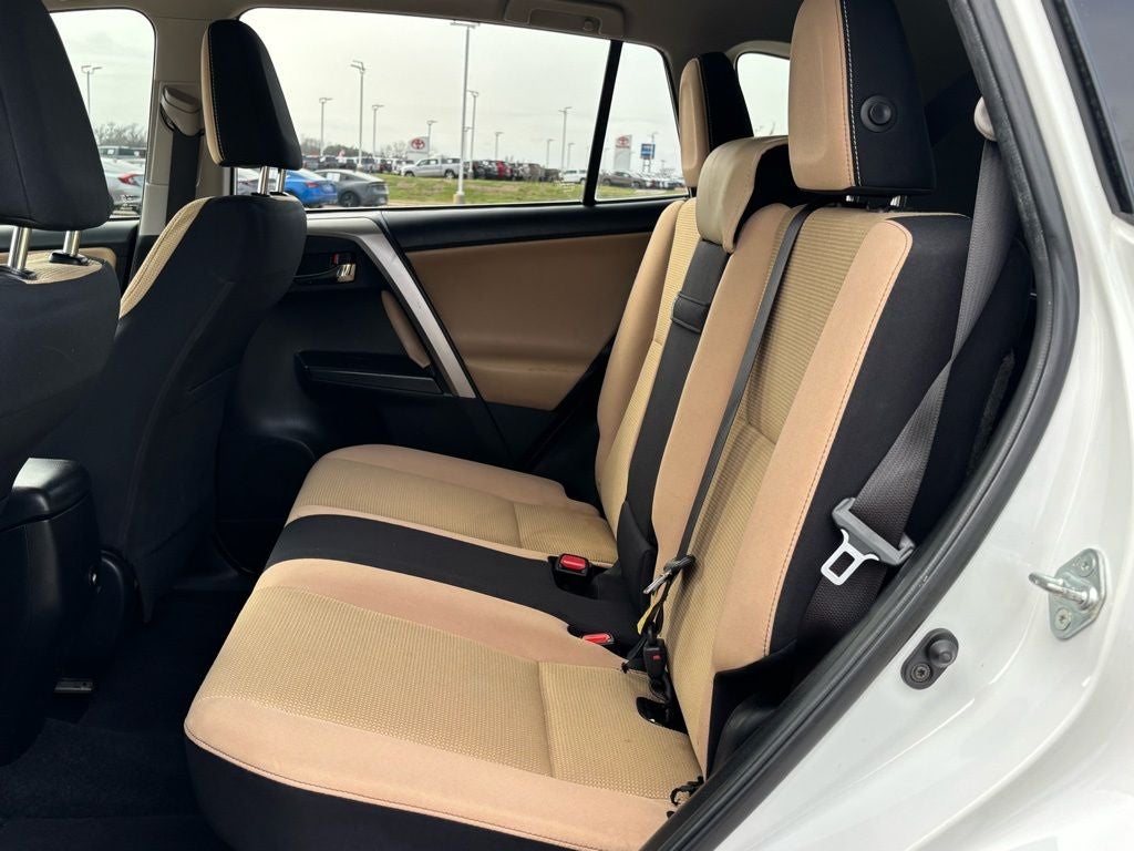 2018 Toyota RAV4 Hybrid XLE