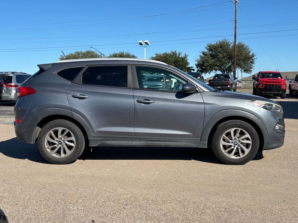 2016 Hyundai Tucson SE