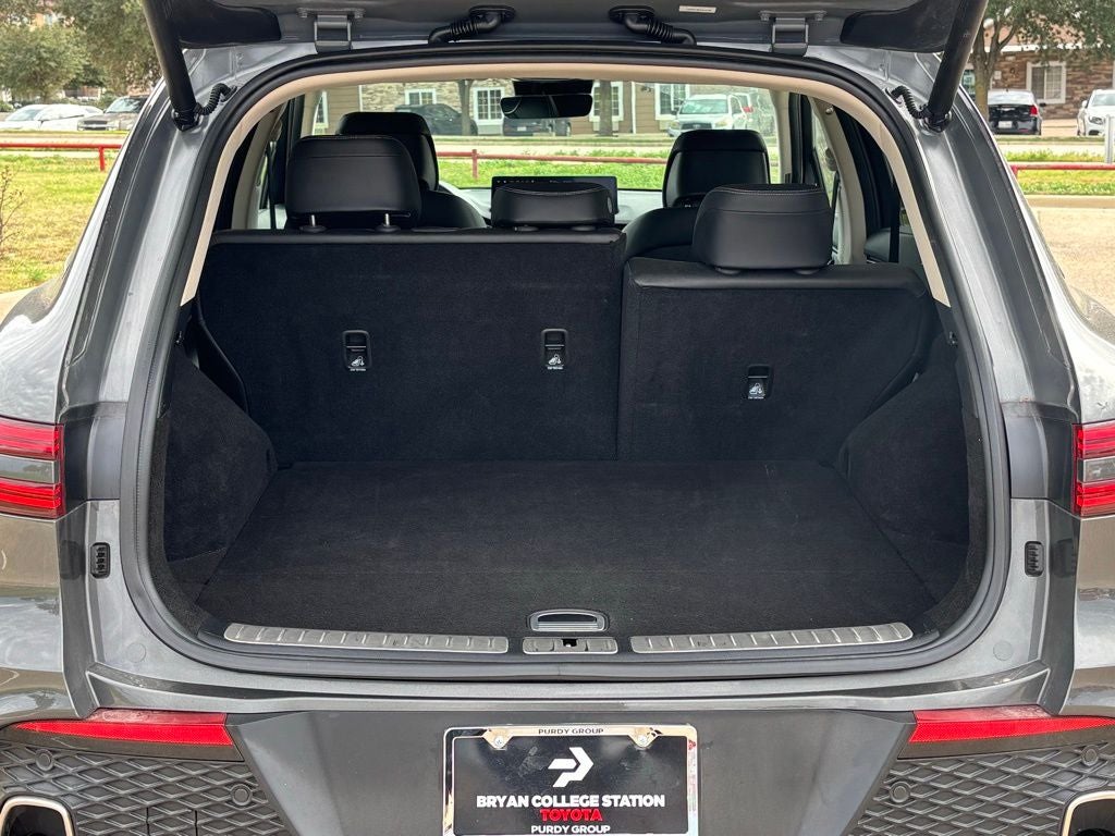 2025 Genesis GV70 2.5T