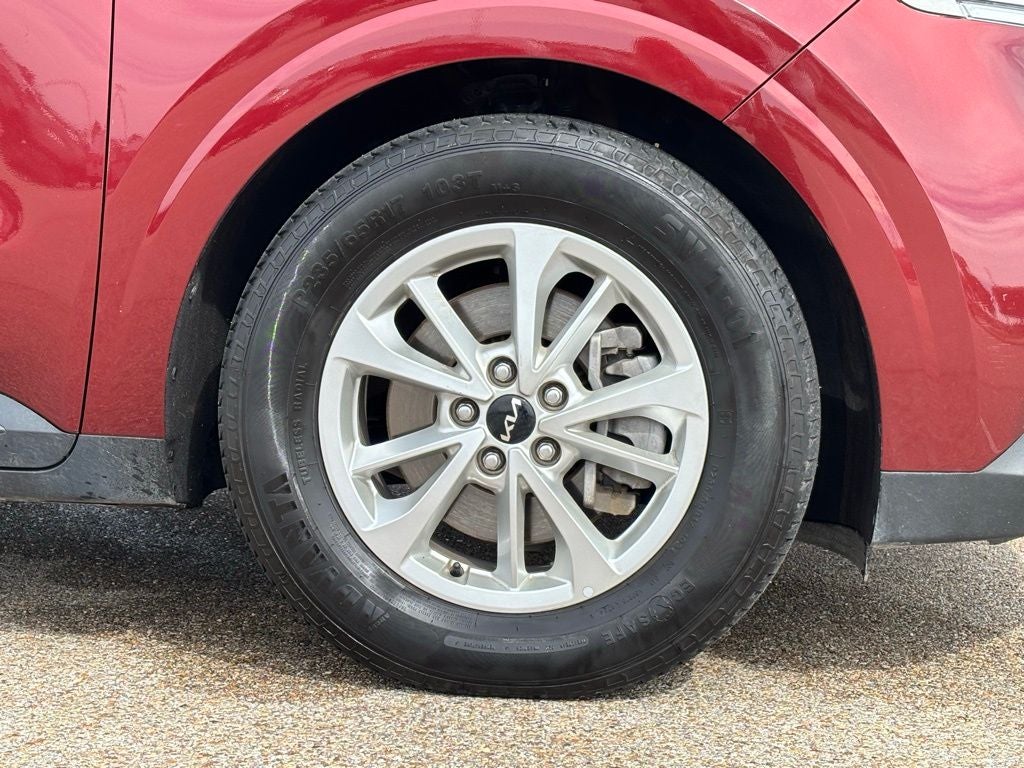 2024 Kia Carnival LX