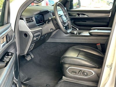 2024 Jeep Wagoneer L Series II