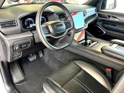2024 Jeep Wagoneer L Series II