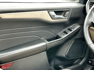 2021 Ford Escape Hybrid SEL