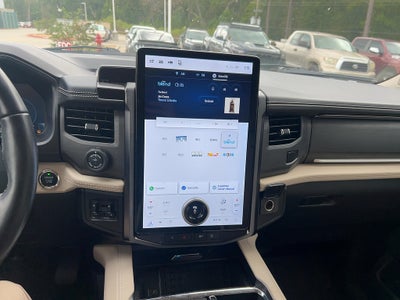 2022 Ford Expedition Max Platinum