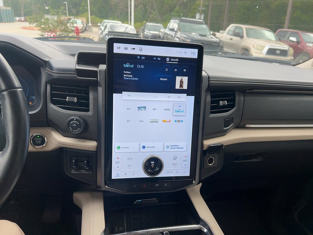 2022 Ford Expedition Max Platinum