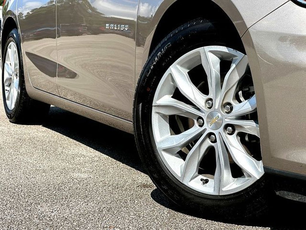 2025 Chevrolet Malibu LT