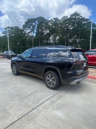 2024 Chevrolet Traverse LT