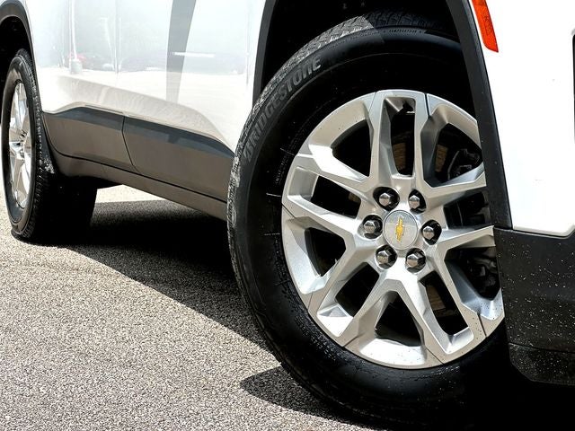 2022 Chevrolet Traverse LS w/1FL