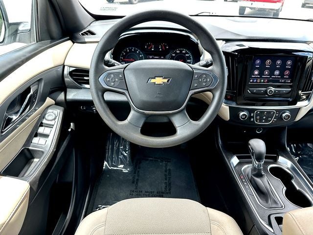 2022 Chevrolet Traverse LS w/1FL