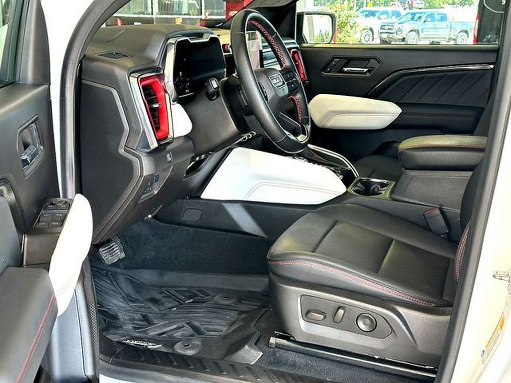 2024 GMC Canyon AT4X