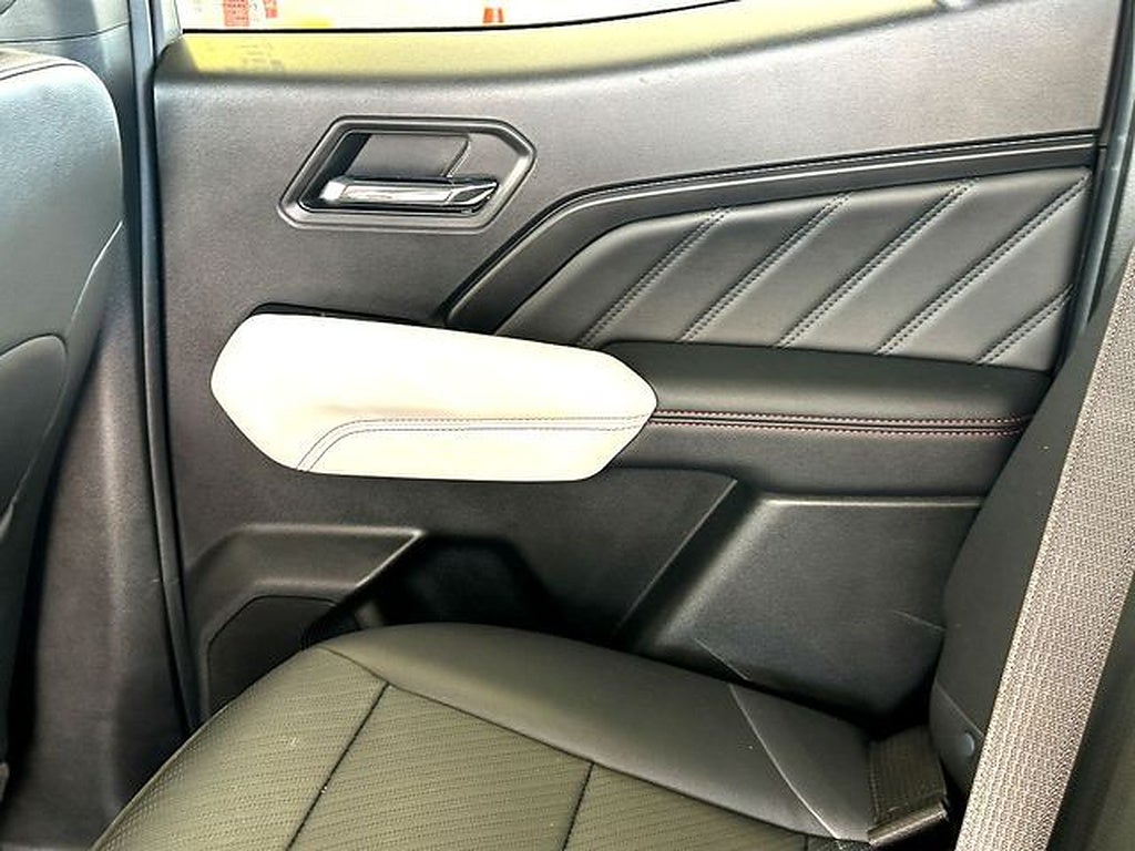 2024 GMC Canyon AT4X