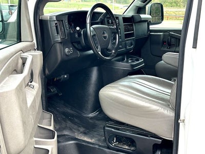 2022 GMC Savana 3500 Work Van