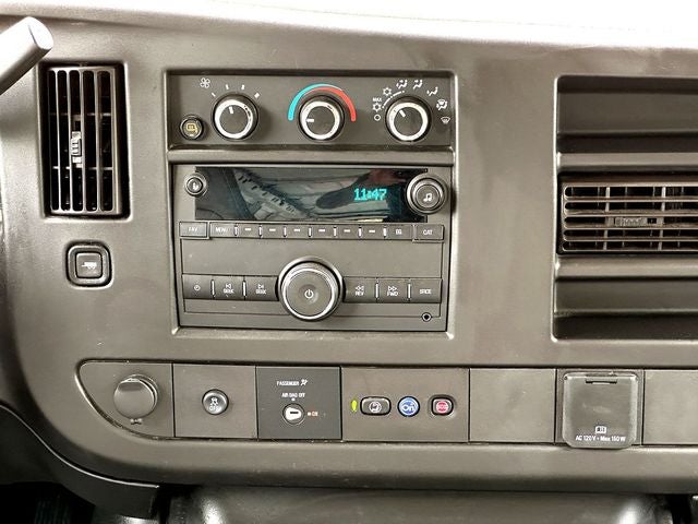 2022 GMC Savana 3500 Work Van