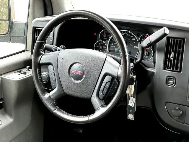 2022 GMC Savana 3500 Work Van