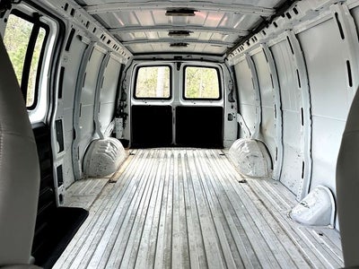 2022 GMC Savana 3500 Work Van