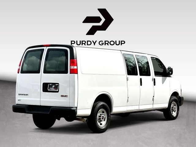 2022 GMC Savana 3500 Work Van